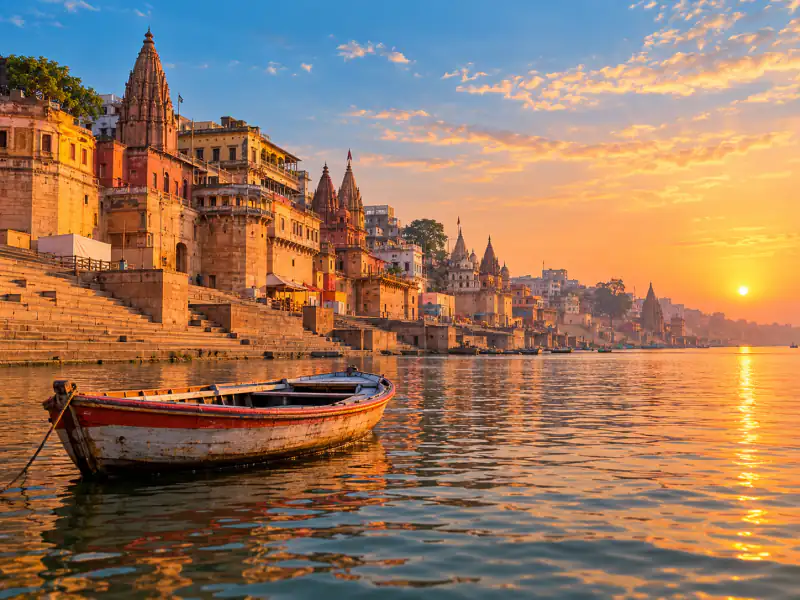Varanasi Ghats & Sarnath Pause